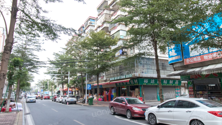 滨江路住宅外景图