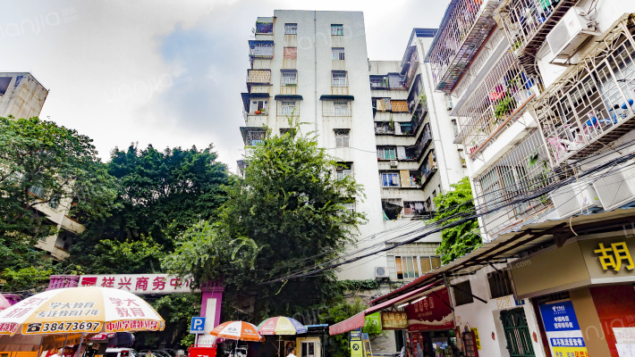 鹭苑公寓外景图