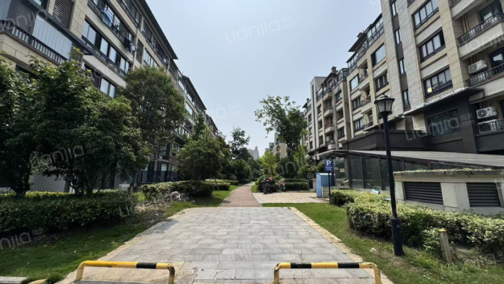 香语华庭外景图