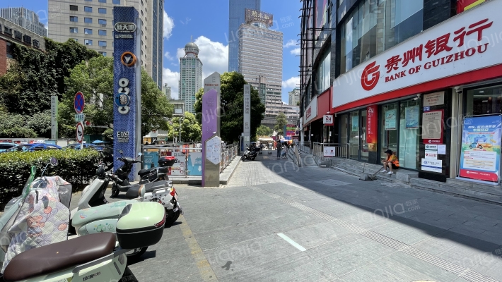 华艺大厦外景图