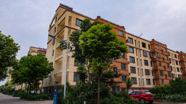 南屏花苑外景图