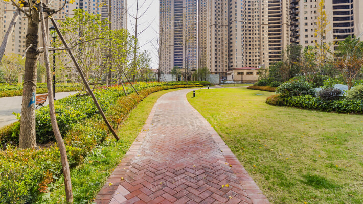 中南世纪锦城外景图