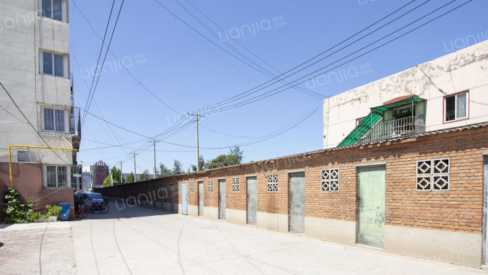 丰南区人民医院家属楼外景图