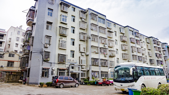 明强花园外景图