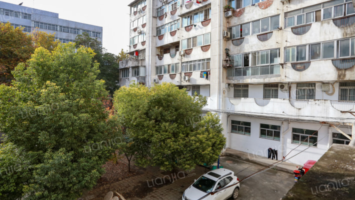 高庄街八中家属院外景图