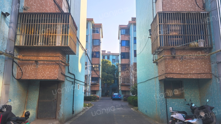 花园四村外景图