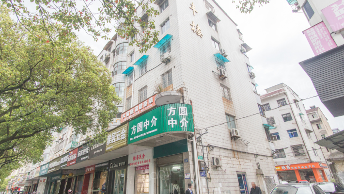 宾虹路439弄外景图