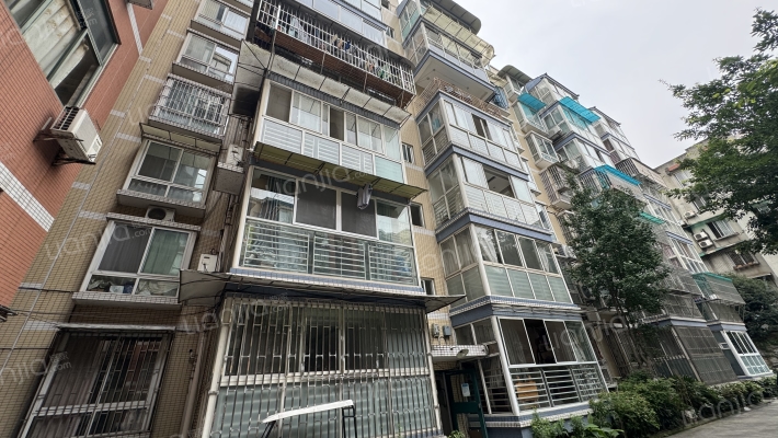 南河美景花园外景图