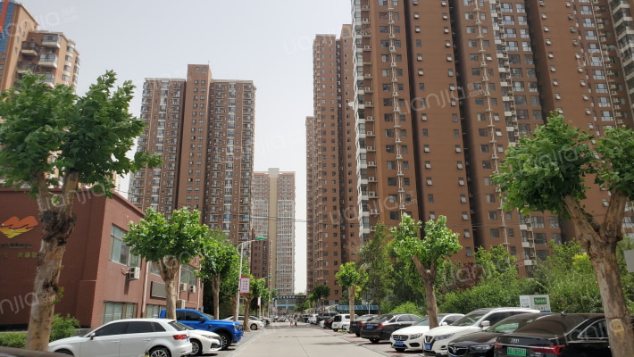 珠峰国际花园外景图