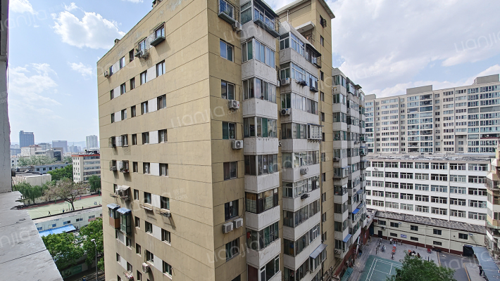 海边街8号院外景图