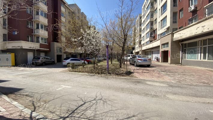 香蓝蒲河外景图