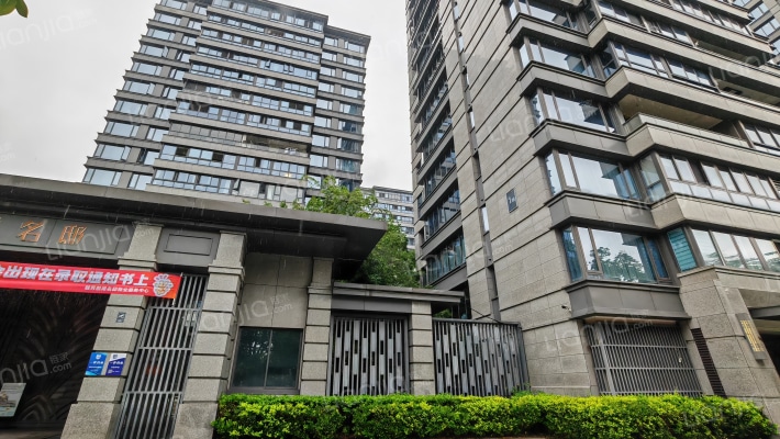 越秀前滩名邸外景图