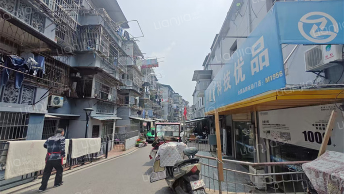 任家坡街外景图