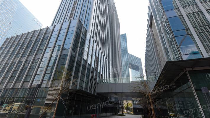 万华国际外景图