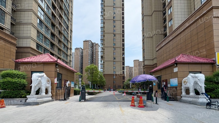 滨河万象城外景图