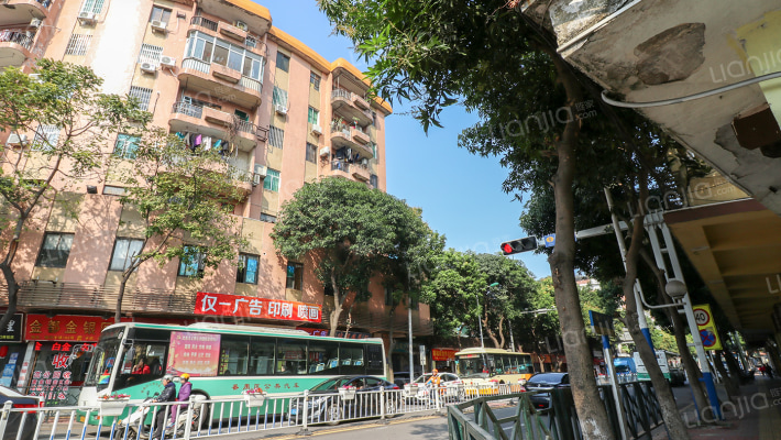 清河中路外景图