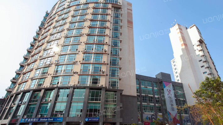 世正爱丽安外景图