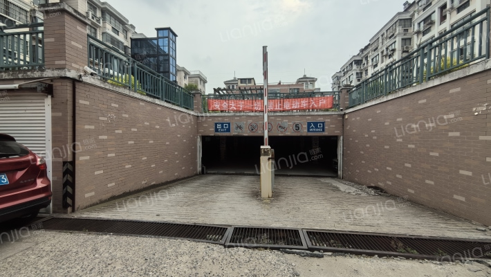 东方锦绣北城外景图