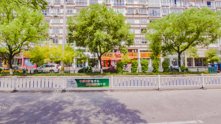 民生公寓外景图