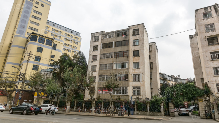 昆明市园林局住宅小区外景图