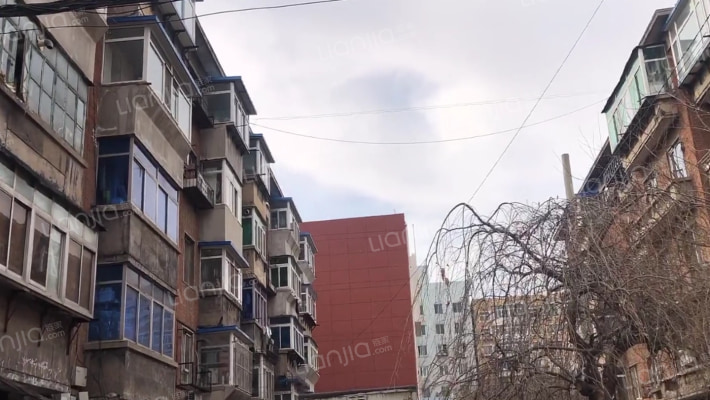 和工一街外景图