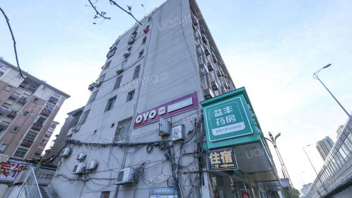 国税局宿舍外景图