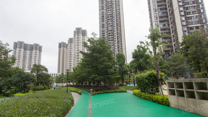 万科城一期外景图