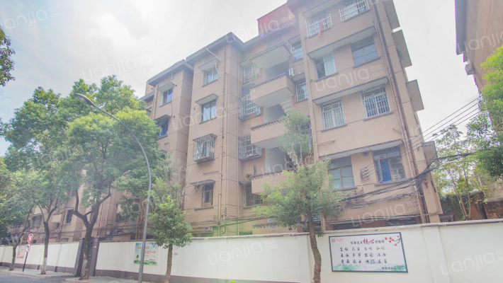 青春路121号外景图