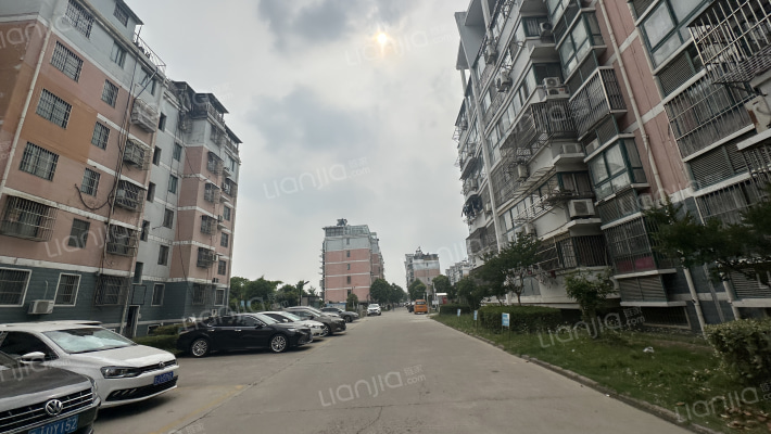 状元楼小区外景图