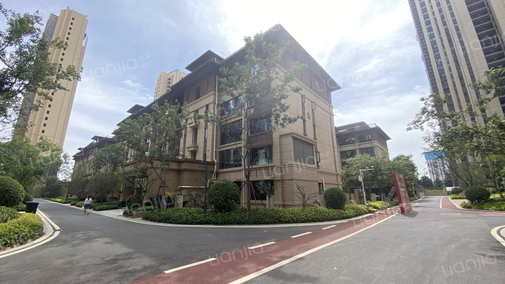 碧桂园龙城天悦房价怎么样? 郑州碧桂园龙城天悦房源|户型图|小区车位|交通地址详情分析(链家网)