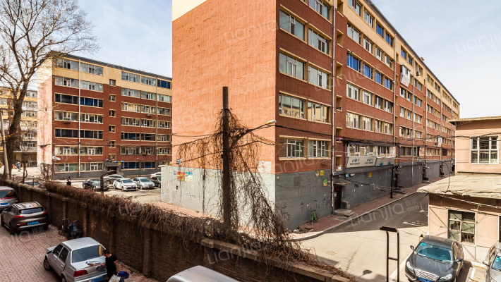 货运宿舍外景图