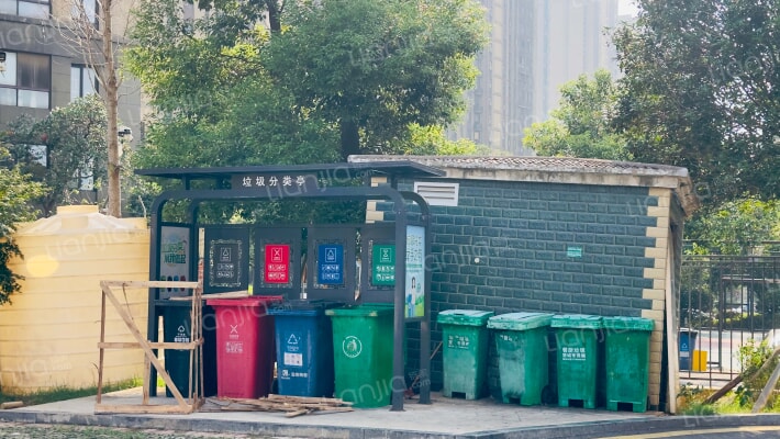 华城商厦外景图