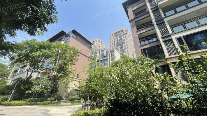 合能枫丹铂麓二期外景图