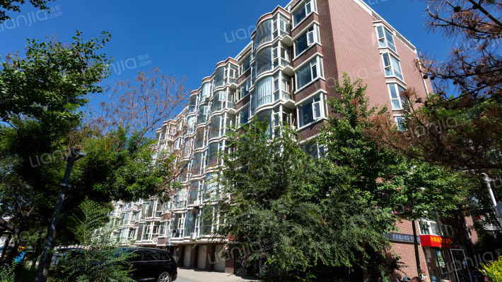 容辰庄园外景图