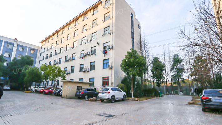 同达公寓一期外景图