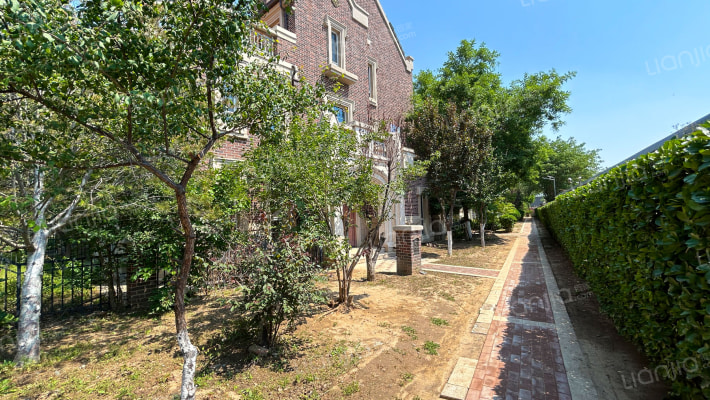 君正·红石莊園外景图