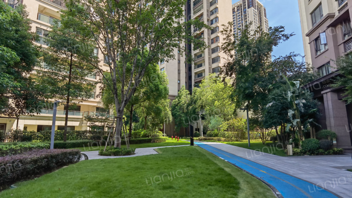 华远海蓝城一期外景图