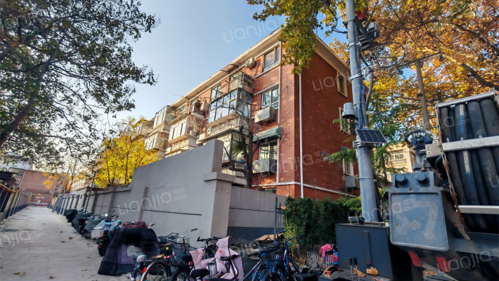 监狱管理局宿舍外景图