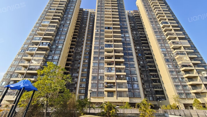 德森广场二期外景图