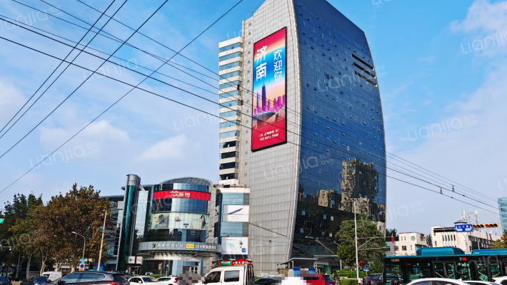 银座数码广场外景图