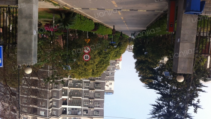 红霞新村外景图