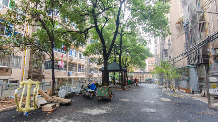 文艺路49号外景图