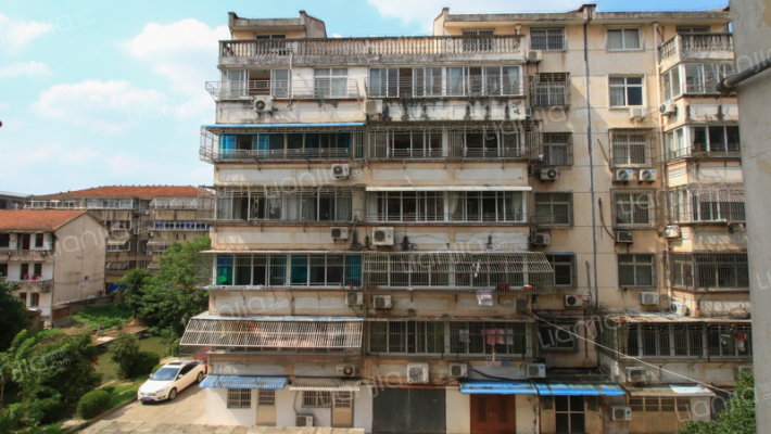 沿河路76号外景图