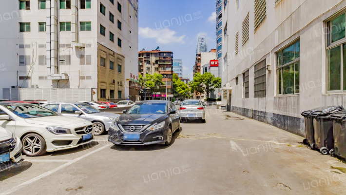 宁波会展中心大厦外景图