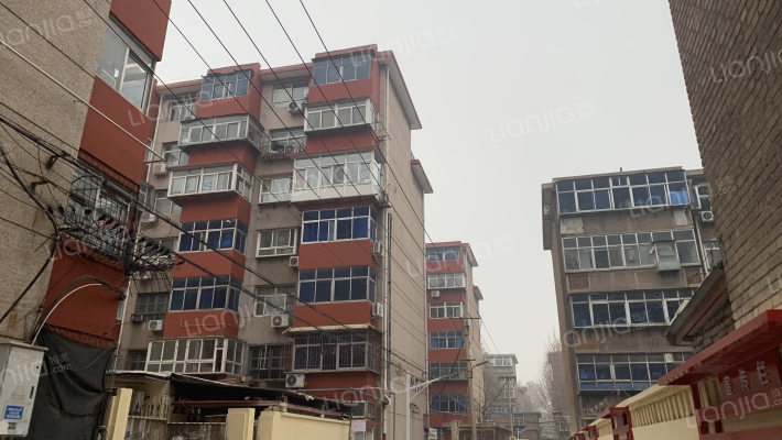 兴凯路109号院外景图