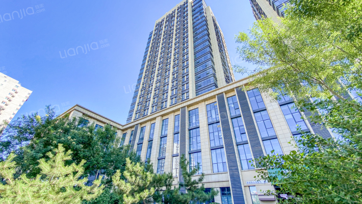 和信城市广场外景图