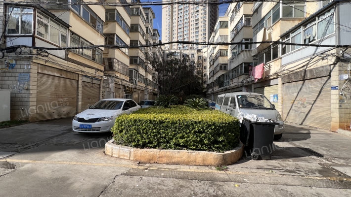 春晓花园外景图