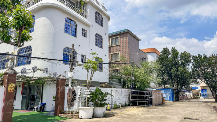 新世纪住宅小区东区外景图