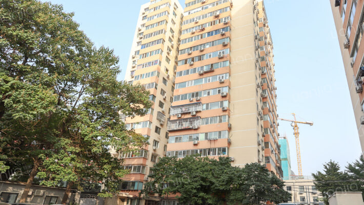 团结湖北五条外景图