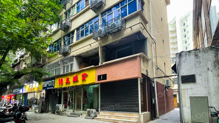 省棉检局家属院外景图